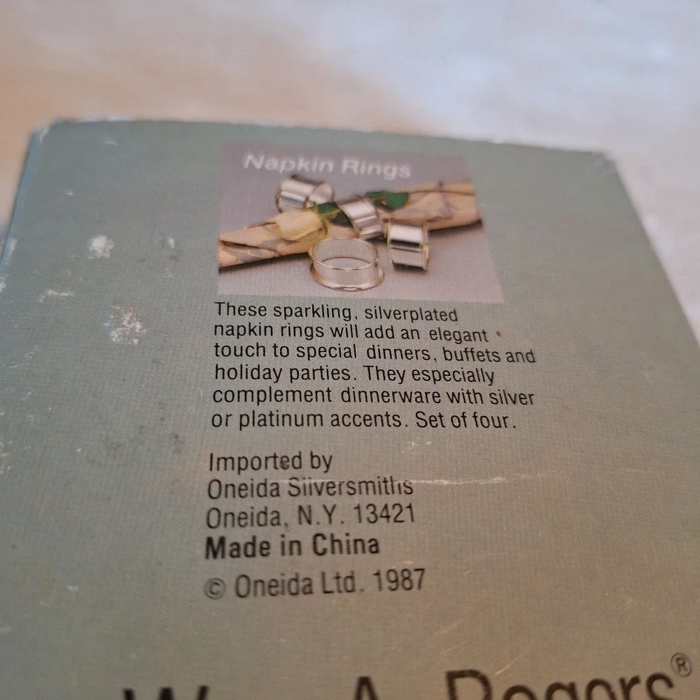 Vintage Napkin Rings Set Of 4 Wm. A Rogers Elegant Silverplated Import By Onieda